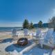 St Ignace Cottage with Deck and Beach on Lake Huron! Evergreen Shores - Foto 4