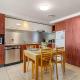 Stunning riverview 2BR holiday apt good location, Gold Coast - Fotografie 4