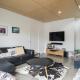Sun and Serenity - Waikanae Beach Holiday Home - Photo 4