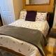 ROOM with SHOWER, TOILET and KITCHENETTE, Tonbridge