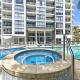 The Oceanique - Surfers Paradise Ocean View 2 Bedroom Unit with Parking, Netflix & Pool Gold Coast - Zdjęcie 9