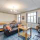 Sunny 1 bedroom apartment in Centre -late check out