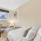 Executive 4 Bedroom Town House in Canada Water FREE WIFI & PARKING by City Stay Aparts London, Лондон - Фото 5