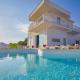 Luxurious Villa in Favara + Pool, Favara