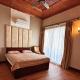 PINETOP RESORT, Khanpur (foto 7)