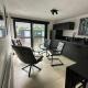 Amsterdam-Houseboat-Amstel, Амстердам (фото 4)
