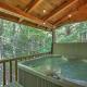 Wild Rose Cabin by Amish Country Lodging, Millersburg