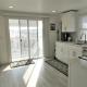 Beautifully Renovated First Floor Ocean Front Duplex, Beach Haven - Fotografie 4