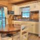 Apple Blossom Cabin by Amish Country Lodging, Millersburg (fotografie 5)