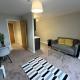 Fab 1 Bed Apartment with Balcony and River Views Sleeps 2, Manchester - Photo 1