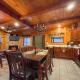 Spacious Resort Log Cabin, Easy Drive, Hot Tub, Arcade Gameroom, Mountain Vibe Gatlinburg - Fotografie 9