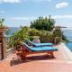 Traditional stone house by the sea., Petriaí (fotografie 4)