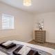2 Bed in Newport 90243 - Photo 8