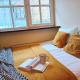 Old Town Charm One bedroom Spacious Loft Apartment nearby the Livu square, Riga (foto 8)