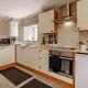 3 Bed in Cosheston 90732 - Foto 2