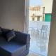 VIAAN Penthouse 1 BHK with terrace, ガンディーナガル - 写真 10