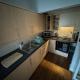 Edinburgh TWO BEDROOM apartment with free side street parking 24 hours Эдинбург - Фото 2