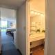 Cute Cedar Lodge Studio with Balcony & Lake Views!, Laconia (fotografie 2)
