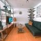 Black & Bold - 1BR Condo 50mbpsWIFI near SM Marilao, Marilao (photo 9)