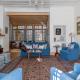 StayVista at Dimple Lodge with Private Lawn & Forest View, シムラー - 写真 7
