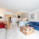 NEW 2 bed apt in Antibes, 5 min walk to the Beach - Fotografie 3