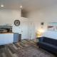 Bluff Hideaway - Guest House, Homer