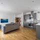 Stunning 2 bed 2 bath with air con + garden, London - Photo 2