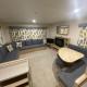 Hillside Sleeps 6, Allhallows