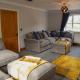 Oak House - sleeps 10 with Bar & Games room Reighton - Foto 7