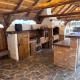 Casa Colț din Maramureș - Old Traditional House, オクナ・シュガタグ - 写真 9