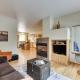 Klamath Falls Townhome with Deck and Resort Amenities!, Klamath Falls