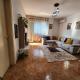 Cozy sunlit apartment with scenic balcony view, Тирана - Фото 6