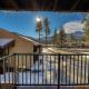 Cozy Studio w/Partial Lake view #224 at Donner Lake Village Truckee - Foto 2