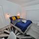 Luxury double bed with Private Bathroom, NETFLIX, work space and WiFi Leeds - Foto 6
