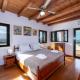 Villa Piper - Pool - Jacuzzi - Sea View - Near the Beach, Chania (foto 4)