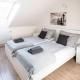 150m² 4BR Duplex Near Metro & Prague Center, Praha - Fotografie 8