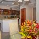 Lawson Rock - Angelfish 201 condo, Roatan (photo 4)