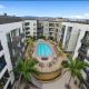 Spacious and Central with a Pool View, Los Angeles - Foto 9