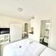 Urban Oasis with Queen Bed and View BE-18, Curych - Fotografie 1