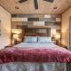 The Water Fox in Sevierville with Indoor Pool, Hot Tub, Game Rm, and Theater, Sevierville (foto 9)