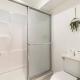Modern Haven: Chic Studio Getaway, Reno (zdjęcie 4)