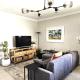 Spacious 2 bedroom Apartment - Harbour views, Кейптаун - Фото 1
