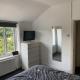 House - Sleeps 5 - Pet friendly - Garden - Parking Saint Annes on the Sea - Photo 3