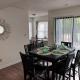 Unwind in Tranquil Style - Spacious 3-Bed Haven, University Place (foto 2)
