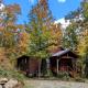 Boat Dock + Fire Pit! Woodsy Lake Glenville Cabin, Cullowhee (zdjęcie 2)