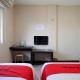RedDoorz at Jalan Emmy Saelan Palu - Photo 4