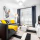 Urban 1BR Apartment + Free Parking By Azura Nights, Birmingham