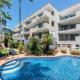Maple at Paringa Resort: Breezy Beachside Living Palm Cove - Fotografie 1
