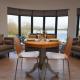 The Angel - Luxury Lakeside Lodge, Cotham (foto 4)