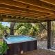 Treehouse Glamping at Pecan Haven W Hot Tub, Luckenbach - Photo 6